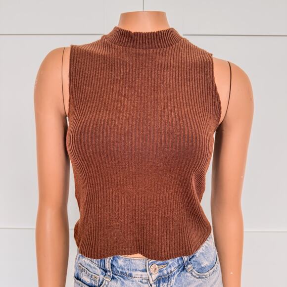 NWT-Blue Rain of Francesca’s, Claire Mock Neck Sleeveless Brown Top-Size Small - Picture 2 of 8